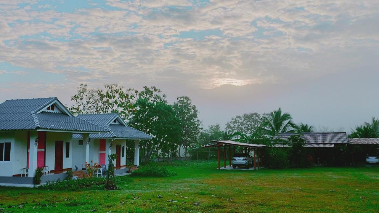 Villa Pimpisa Garden พิมพิศา การ์เด้นท์ Khuang Kom Esterno foto